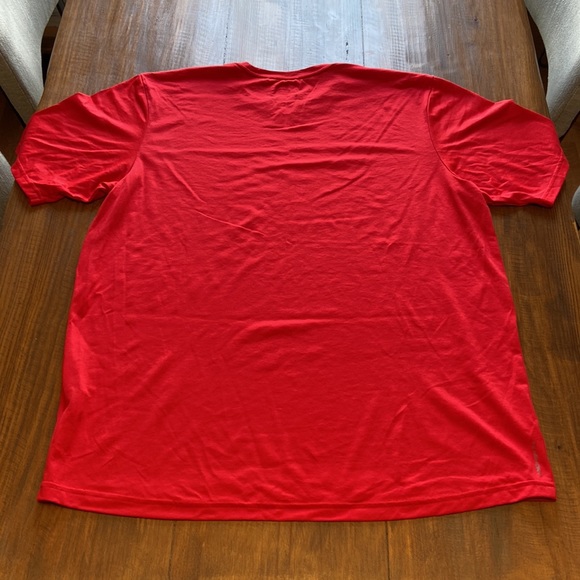 The North Face T-Shirt - Picture 3 of 3